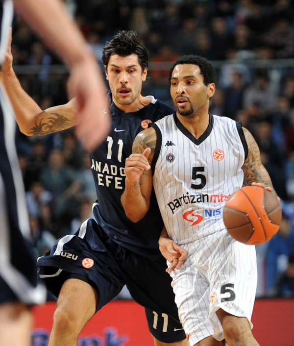 kaiyun官网中国-莎拉波娃重要时刻重要助攻，勇士带队取胜！热度持续攀升的简单介绍