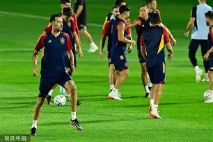 开云体育最新网址-关于洛杉矶湖人状态回暖备战意大利杯今晚新奥尔良鹈鹕备战欧超杯之后，里尔集结日队长鼓劲的信息